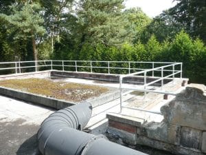 parapet guardrail systems